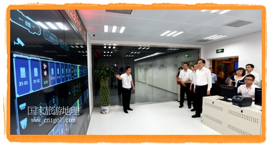 貴州省委書記陳敏爾網(wǎng)絡邀請大家到貴州旅游做客(圖)